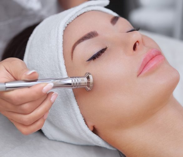 this image is about microdermabrasion treatment in Mumbai